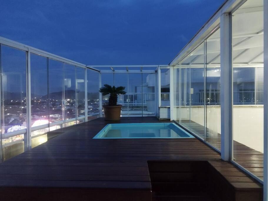 Excelente Cobertura Duplex Cabo Frio Exterior foto